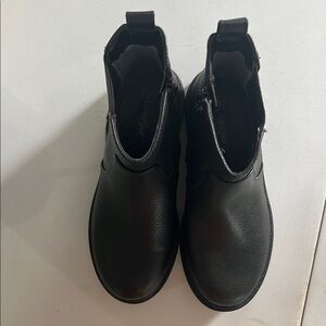 NWOT - Cat & Jack Black Chelsea Boots Sleek Design